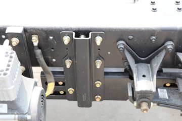 �������ó� ����S300 4.5T 4.2�׵��Ŵ��綯��դʽ�Ῠ(��ɲ)100.46kWhͼƬ