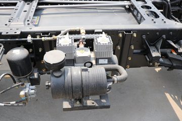 �������ó� ����S300 4.5T 4.2�׵��Ŵ��綯��դʽ�Ῠ(��ɲ)100.46kWhͼƬ