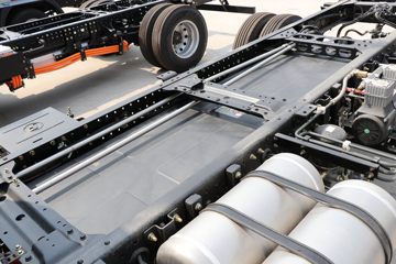 �������ó� ����S300 4.5T 4.2�׵��Ŵ��綯��դʽ�Ῠ(��ɲ)100.46kWhͼƬ