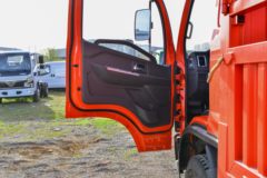 东风 福瑞卡F7 170马力 4.8米排半仓栅式轻卡(EQ5112CCY8EDFAC) 东风 福瑞卡F7 170马力 4.8米排半仓栅式轻卡(EQ5112CCY8EDFAC)