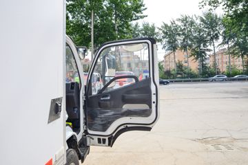 ���� ������� �ഺ�޵а� 146���� 4X2 4.085����س�(BJ5045XLC8JBA-AB8)ͼƬ