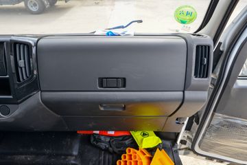 ���� ������� �ഺ�޵а� 146���� 4X2 4.085����س�(BJ5045XLC8JBA-AB8)ͼƬ