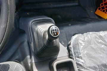 ���� ������� �ഺ�޵а� 146���� 4X2 4.085����س�(BJ5045XLC8JBA-AB8)ͼƬ