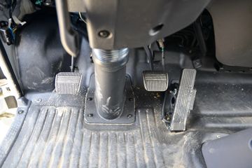 ���� ������� �ഺ�޵а� 146���� 4X2 4.085����س�(BJ5045XLC8JBA-AB8)ͼƬ