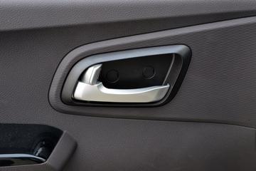 ���� ����M1 �ܶ��� 1.6L 122���� ���� 3.3�׵�����ʽ΢��(����)(BJ5031XXY5JV4-61)ͼƬ