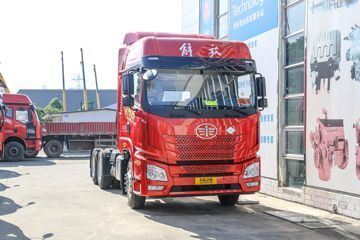 青岛解放 JH6重卡 智行版 480马力 6X4 LNG牵引车(液缓)(CA4251P25K2T1NE6A80)