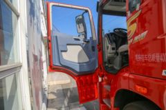 青岛解放 JH6重卡 智行版 480马力 6X4 LNG牵引车(液缓)(CA4251P25K2T1NE6A80)