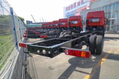 青岛解放 JK6中卡 240马力 4X2 9.78米厢式载货车(CA5180XXYP28K8L8E6A90)