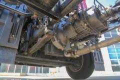 青岛解放 JK6中卡 240马力 4X2 9.78米厢式载货车(CA5180XXYP28K8L8E6A90)