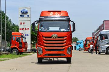 一汽解放 J6G 领航版 320马力 4X2 6.8米AMT自动档翼开启厢式载货车(CA5171XYKP62K1L4E6)