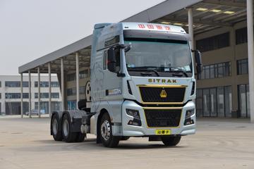 中国重汽 汕德卡SITRAK G7H重卡 590马力 6X4 LNG自动档牵引车