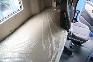 ���� ŷ��GTL ������ 530���� 4X2 LNG�Զ���ǣ����(Һ��)ͼƬ