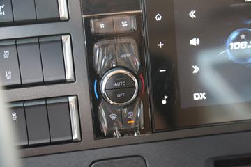 ���� ŷ��GTL ������ 530���� 4X2 LNG�Զ���ǣ����(Һ��)ͼƬ