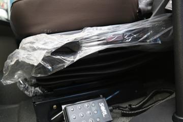 ���� ŷ��GTL ������ 530���� 4X2 LNG�Զ���ǣ����(Һ��)ͼƬ