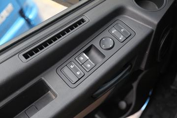 ���� ŷ��GTL ������ 530���� 4X2 LNG�Զ���ǣ����(Һ��)ͼƬ