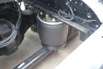 ���� ŷ��GTL ������ 530���� 4X2 LNG�Զ���ǣ����(Һ��)ͼƬ