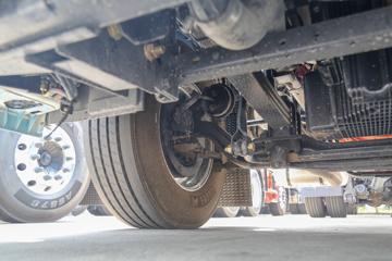 ���� ŷ��GTL ������ 530���� 4X2 LNG�Զ���ǣ����(Һ��)ͼƬ