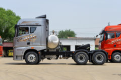 青岛解放 JH6重卡 智享版 560马力 6X4 LNG自动档牵引车(液缓)
