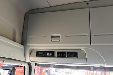 �ൺ��� JH6�ؿ� ������ 560���� 6X4 LNG�Զ���ǣ����(Һ��)ͼƬ