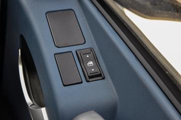 �ൺ��� JH6�ؿ� ������ 560���� 6X4 LNG�Զ���ǣ����(Һ��)ͼƬ