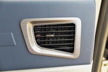 �ൺ��� JH6�ؿ� ������ 560���� 6X4 LNG�Զ���ǣ����(Һ��)ͼƬ