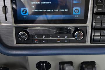 �ൺ��� JH6�ؿ� ������ 560���� 6X4 LNG�Զ���ǣ����(Һ��)ͼƬ