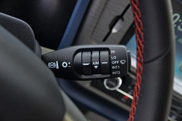 �ൺ��� JH6�ؿ� ������ 560���� 6X4 LNG�Զ���ǣ����(Һ��)ͼƬ