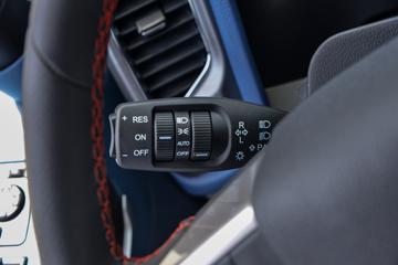 �ൺ��� JH6�ؿ� ������ 560���� 6X4 LNG�Զ���ǣ����(Һ��)ͼƬ