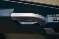 青岛解放 JH6重卡 智享版 560马力 6X4 LNG自动档牵引车(液缓)