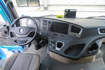 ���� ŷ��GTL ������ 580���� 6X4 LNG AMT�Զ���ǣ����ͼƬ