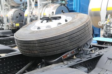 ���� ŷ��GTL ������ 580���� 6X4 LNG AMT�Զ���ǣ����ͼƬ