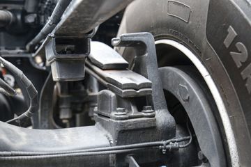 ���� ŷ��GTL ������ 580���� 6X4 LNG AMT�Զ���ǣ����ͼƬ