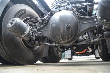 ���� ŷ��GTL ������ 580���� 6X4 LNG AMT�Զ���ǣ����ͼƬ