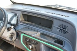 橙仕X5&nbsp;电动载货车内饰图片