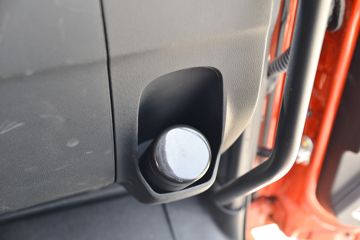 һ����� J6G 320���� 4X2 6.75�ײ�դʽ�ػ���(һ�����10��)(CA5171CCYP62K1L4E6)ͼƬ