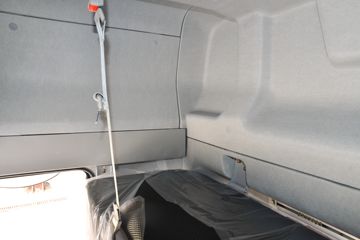 һ����� J6G 320���� 4X2 6.75�ײ�դʽ�ػ���(һ�����10��)(CA5171CCYP62K1L4E6)ͼƬ