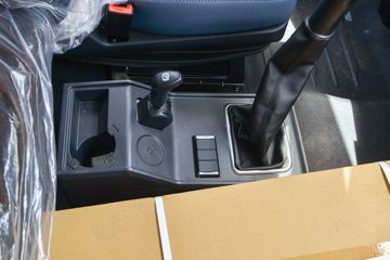 һ����� J6G 320���� 4X2 6.75�ײ�դʽ�ػ���(һ�����10��)(CA5171CCYP62K1L4E6)ͼƬ