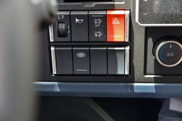 һ����� J6G 320���� 4X2 6.75�ײ�դʽ�ػ���(һ�����10��)(CA5171CCYP62K1L4E6)ͼƬ