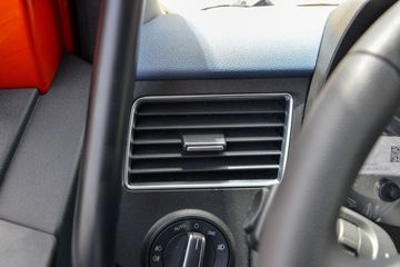 һ����� J6G 320���� 4X2 6.75�ײ�դʽ�ػ���(һ�����10��)(CA5171CCYP62K1L4E6)ͼƬ