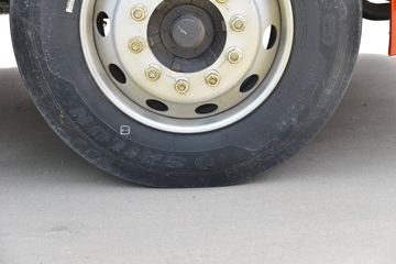 һ����� J6G 320���� 4X2 6.75�ײ�դʽ�ػ���(һ�����10��)(CA5171CCYP62K1L4E6)ͼƬ