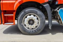 一汽解放 J6G 320马力 4X2 6.75米仓栅式载货车(一汽解放10档)(CA5171CCYP62K1L4E6) 一汽解放 J6G 320马力 4X2 6.75米仓栅式载货车(一汽解放10档)(CA5171CCYP62K1L4E6)