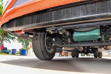 һ����� J6G 320���� 4X2 6.75�ײ�դʽ�ػ���(һ�����10��)(CA5171CCYP62K1L4E6)ͼƬ