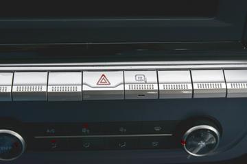 ���� ŷ����X 122���� 3.7�׵��������Ῠ(Һɲ)ͼƬ