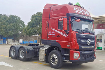 东风华神HV7 12.9L柴油 530马力 6X4 法士特12档 AMT自动档 牵引车