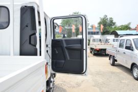 时代领航M5&nbsp;载货车驾驶室                                               图片