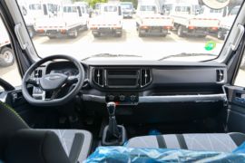 时代领航M5&nbsp;载货车驾驶室                                               图片