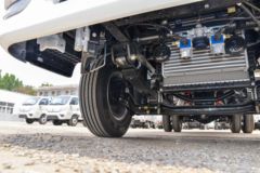 福田 时代领航M5 150马力 3.12米双排栏板轻卡(BJ1046V8ADA-51)