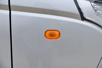  V3 2.0L 144  3.7׵ʽ΢(BJ5030XXY5JV7-44)ͼƬ