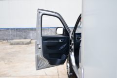 福田 祥菱V3 2.0L 144马力 汽油 3.7米单排厢式微卡(BJ5030XXY5JV7-44)