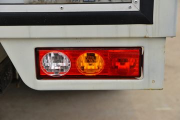  V3 2.0L 144  3.7׵ʽ΢(BJ5030XXY5JV7-44)ͼƬ